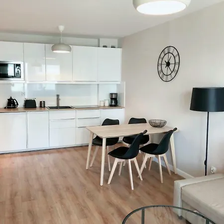 Blue Park Blizej Morza Kasprowicza 아파트 *